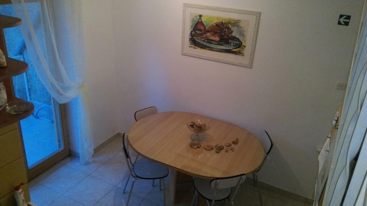 Apartman Restovic Бол Экстерьер фото