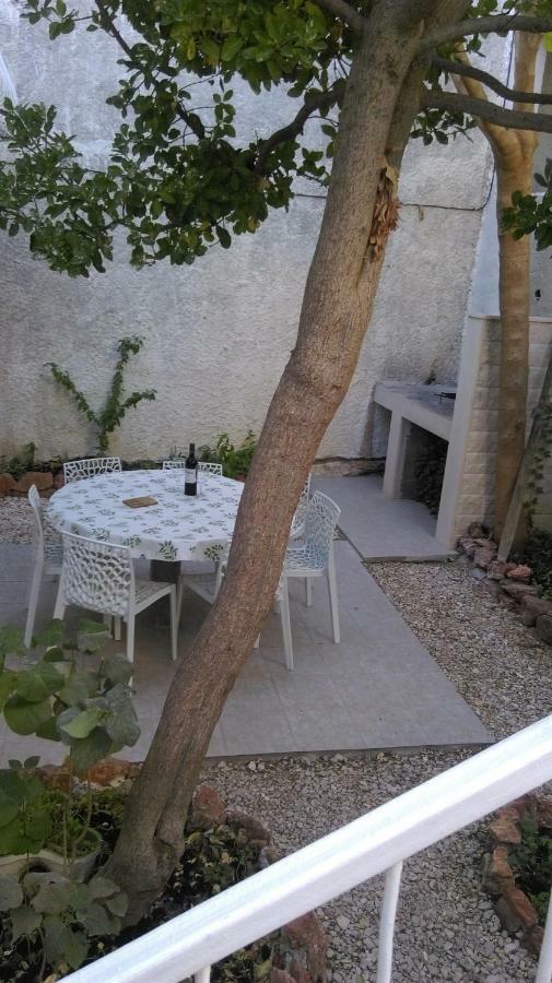 Apartman Restovic Бол Экстерьер фото
