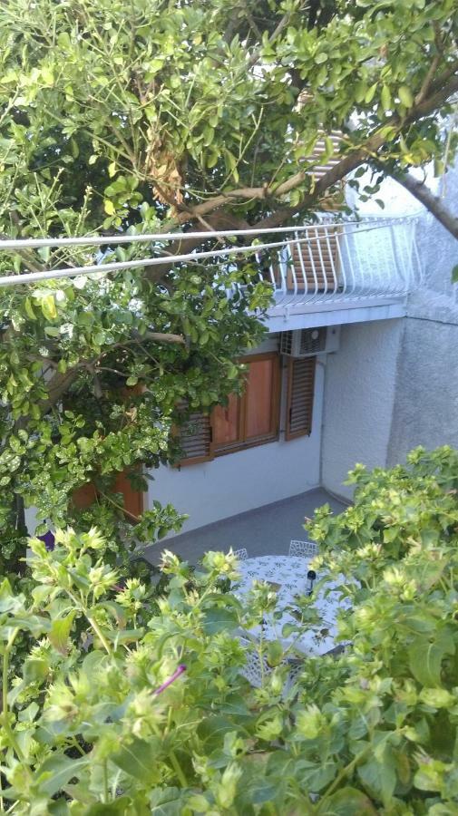 Apartman Restovic Бол Экстерьер фото